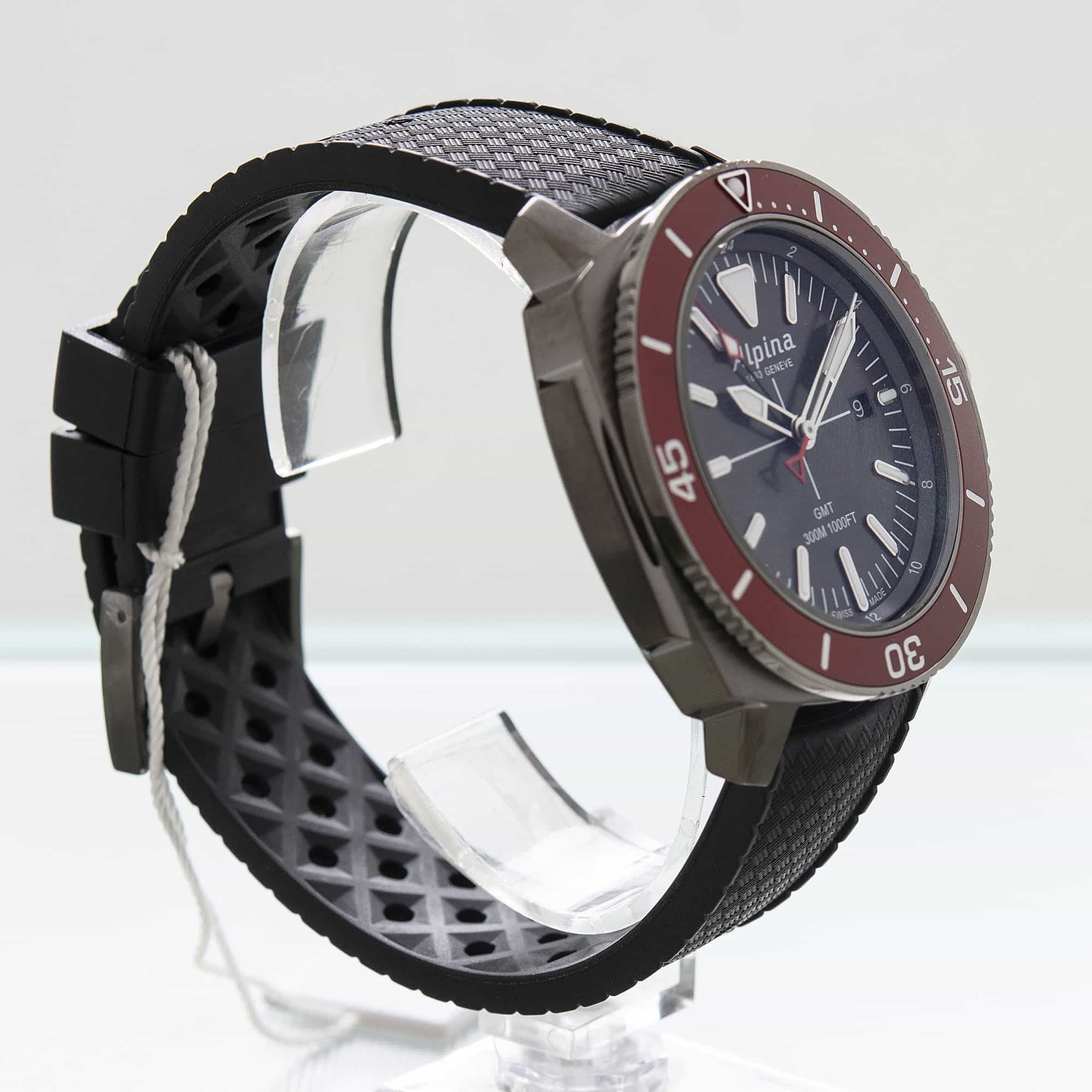 Alpina Seastrong Diver GMT Date Quartz Men's Watch Ref. AL-247LGBRG4TV6